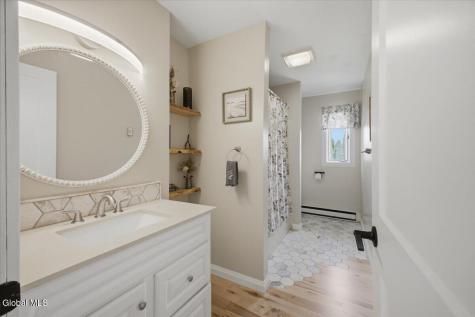 26 Russell Drive Stillwater NY 12170