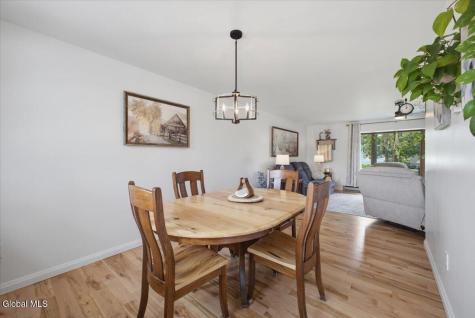 26 Russell Drive Stillwater NY 12170