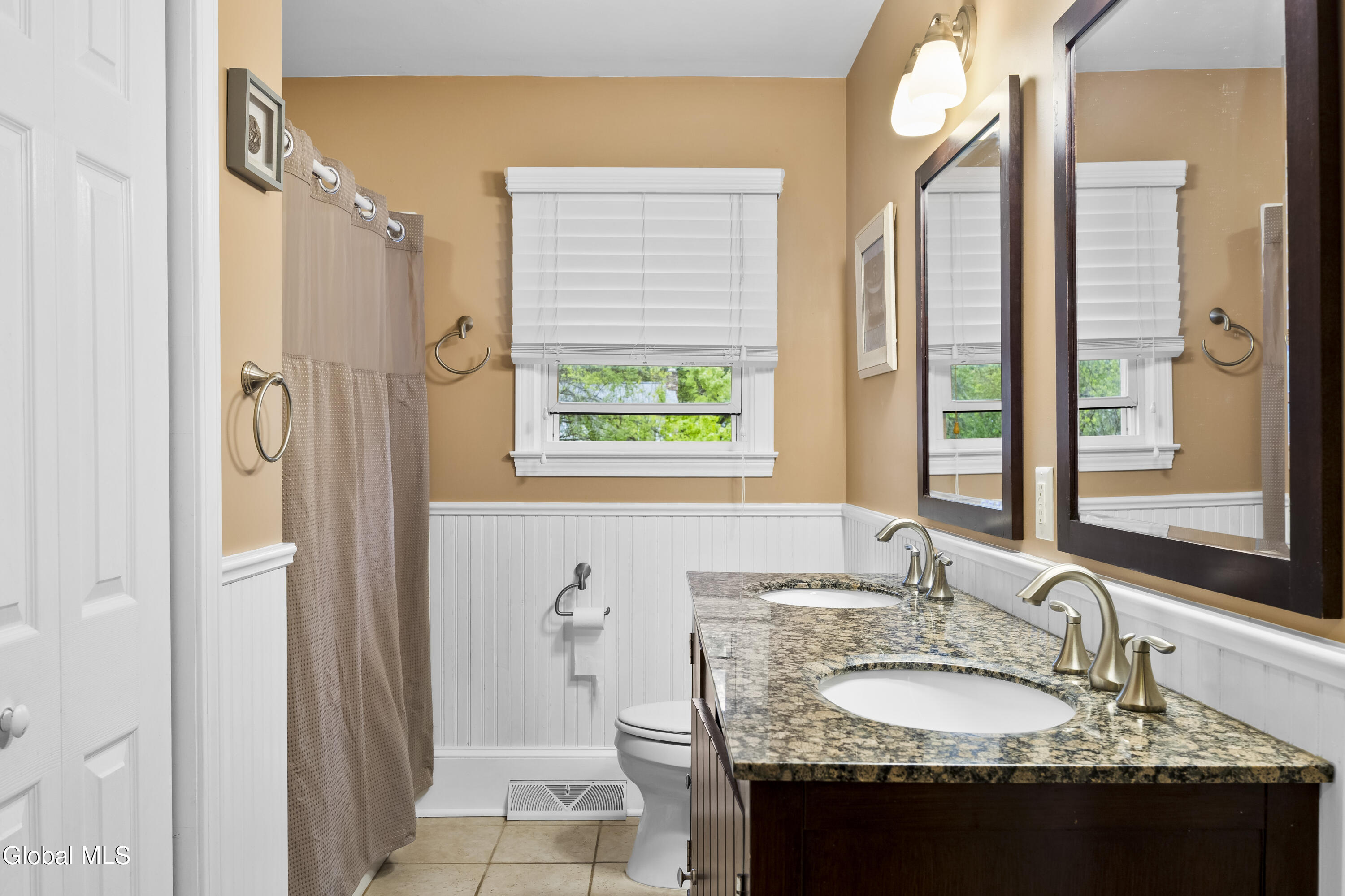 28 Vista Lane Selkirk NY 12158