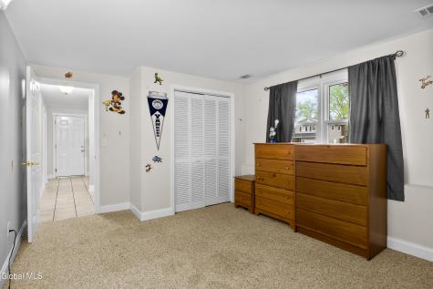 28 Vista Lane Selkirk NY 12158
