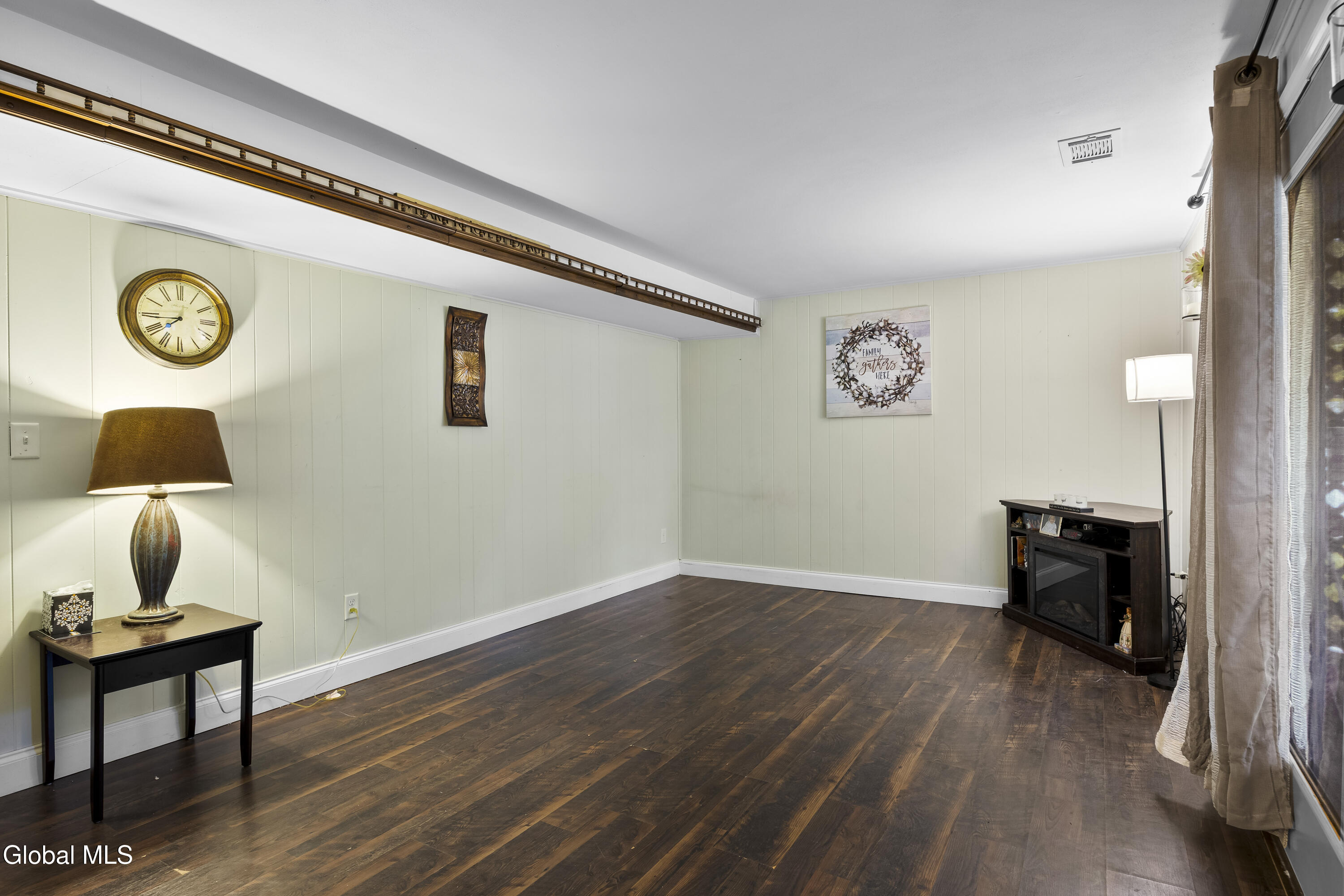 28 Vista Lane Selkirk NY 12158