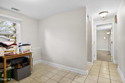 28 Vista Lane Selkirk NY 12158