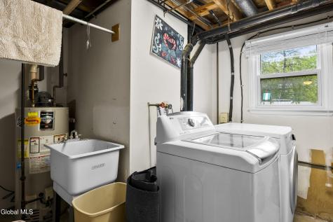 28 Vista Lane Selkirk NY 12158