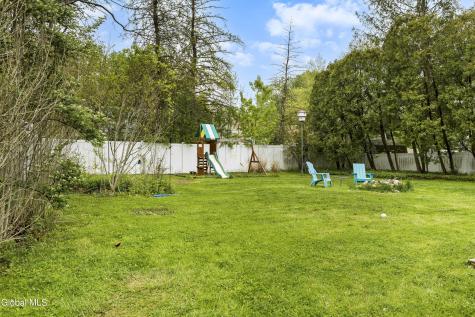 28 Vista Lane Selkirk NY 12158