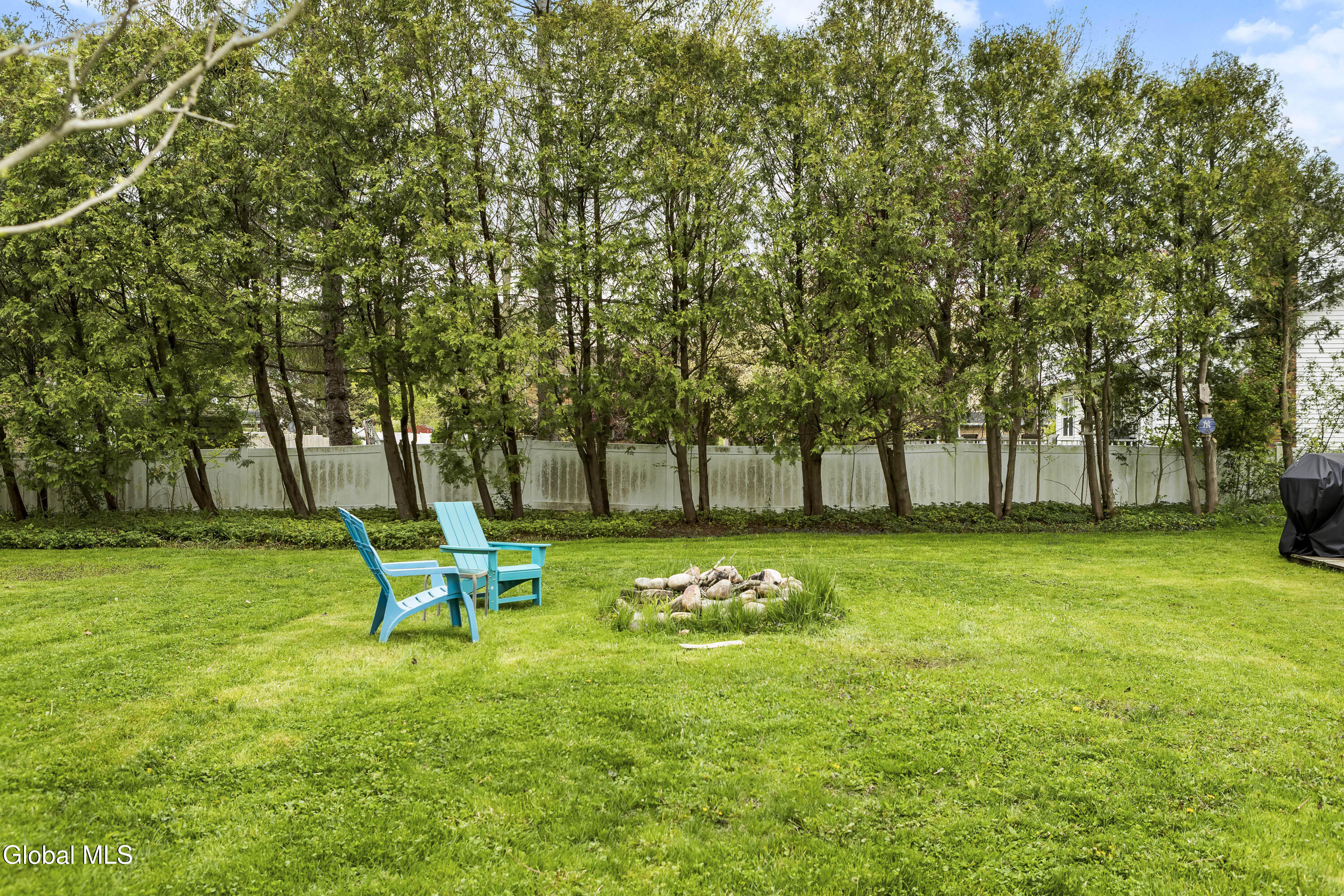 28 Vista Lane Selkirk NY 12158