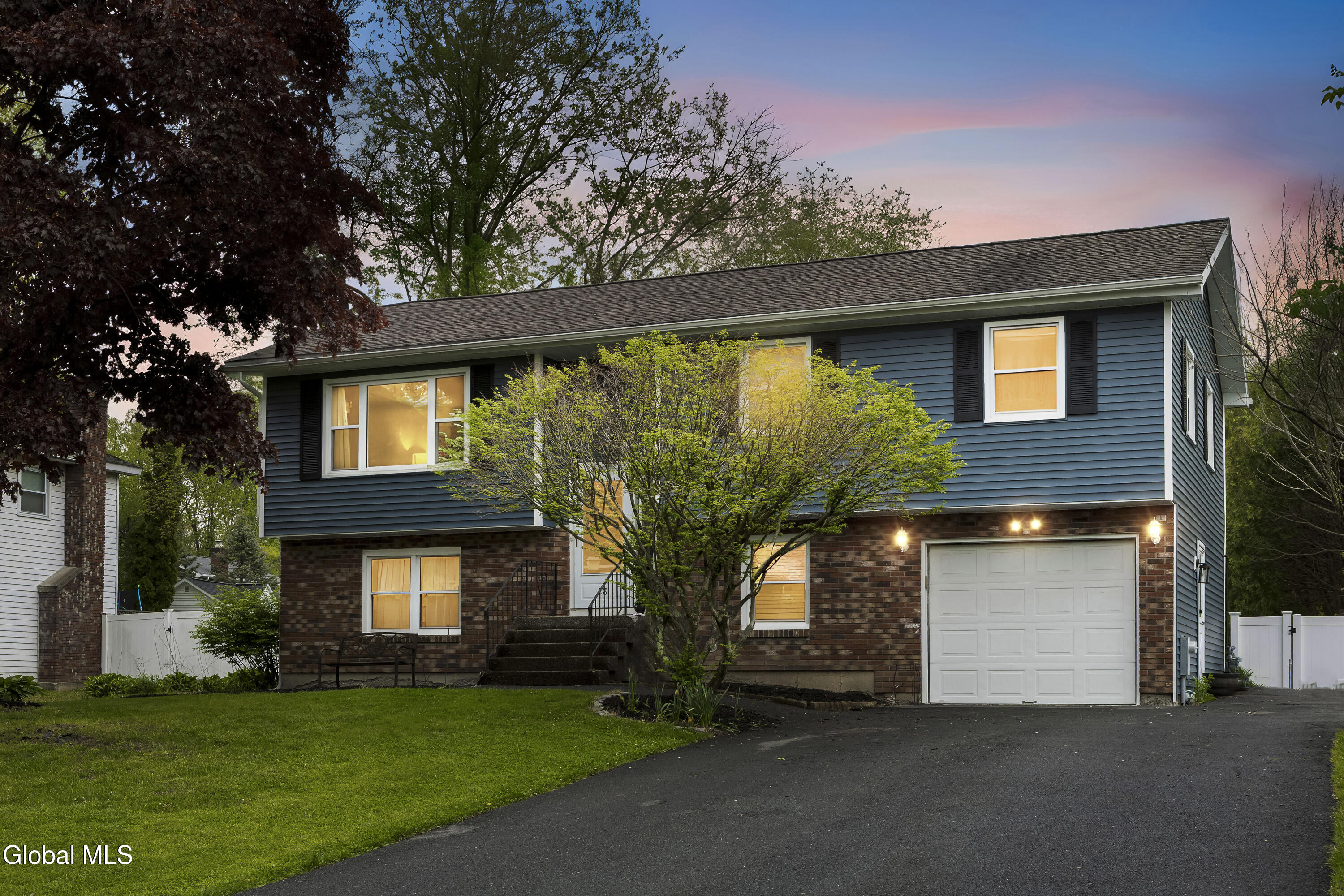 28 Vista Lane Selkirk NY 12158