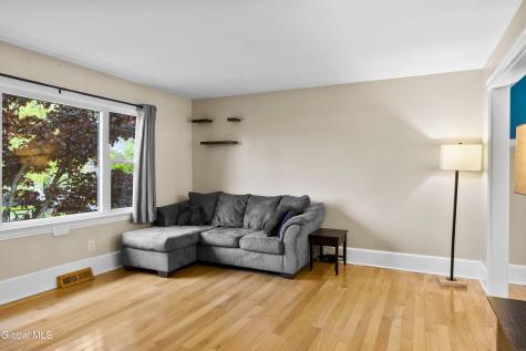 28 Vista Lane Selkirk NY 12158