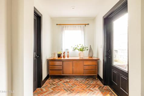 352 Columbia Street Hudson NY 12534