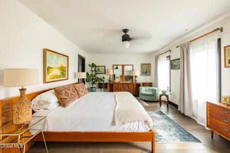 352 Columbia Street Hudson NY 12534