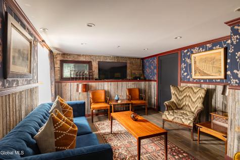 352 Columbia Street Hudson NY 12534