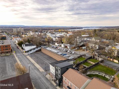 352 Columbia Street Hudson NY 12534