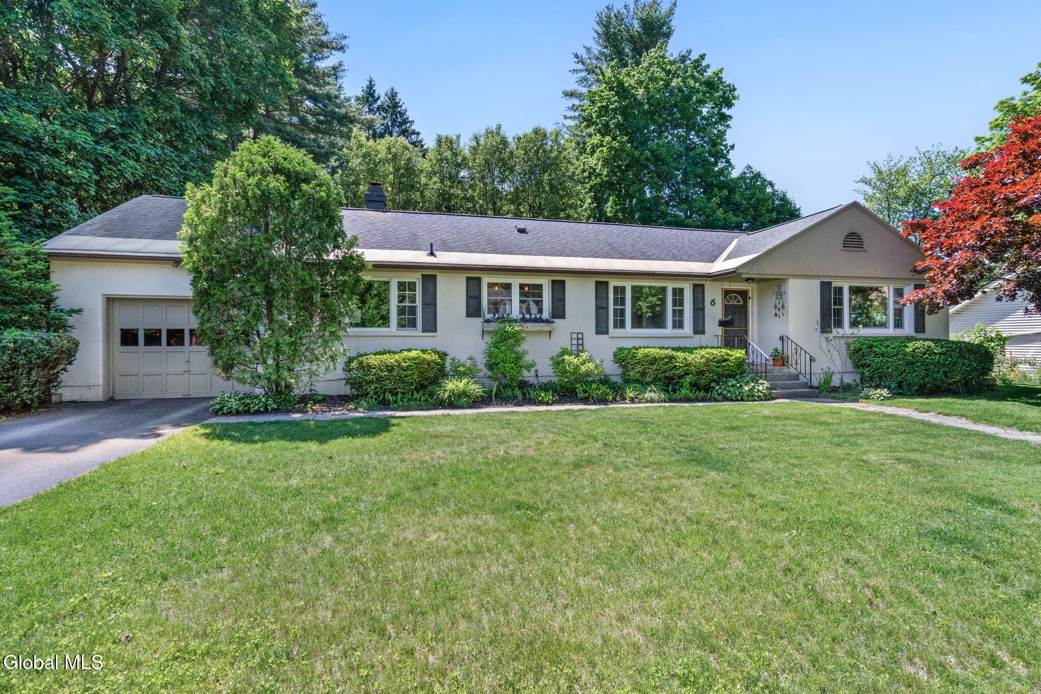 6 Foxhall Drive Saratoga Springs NY 12866