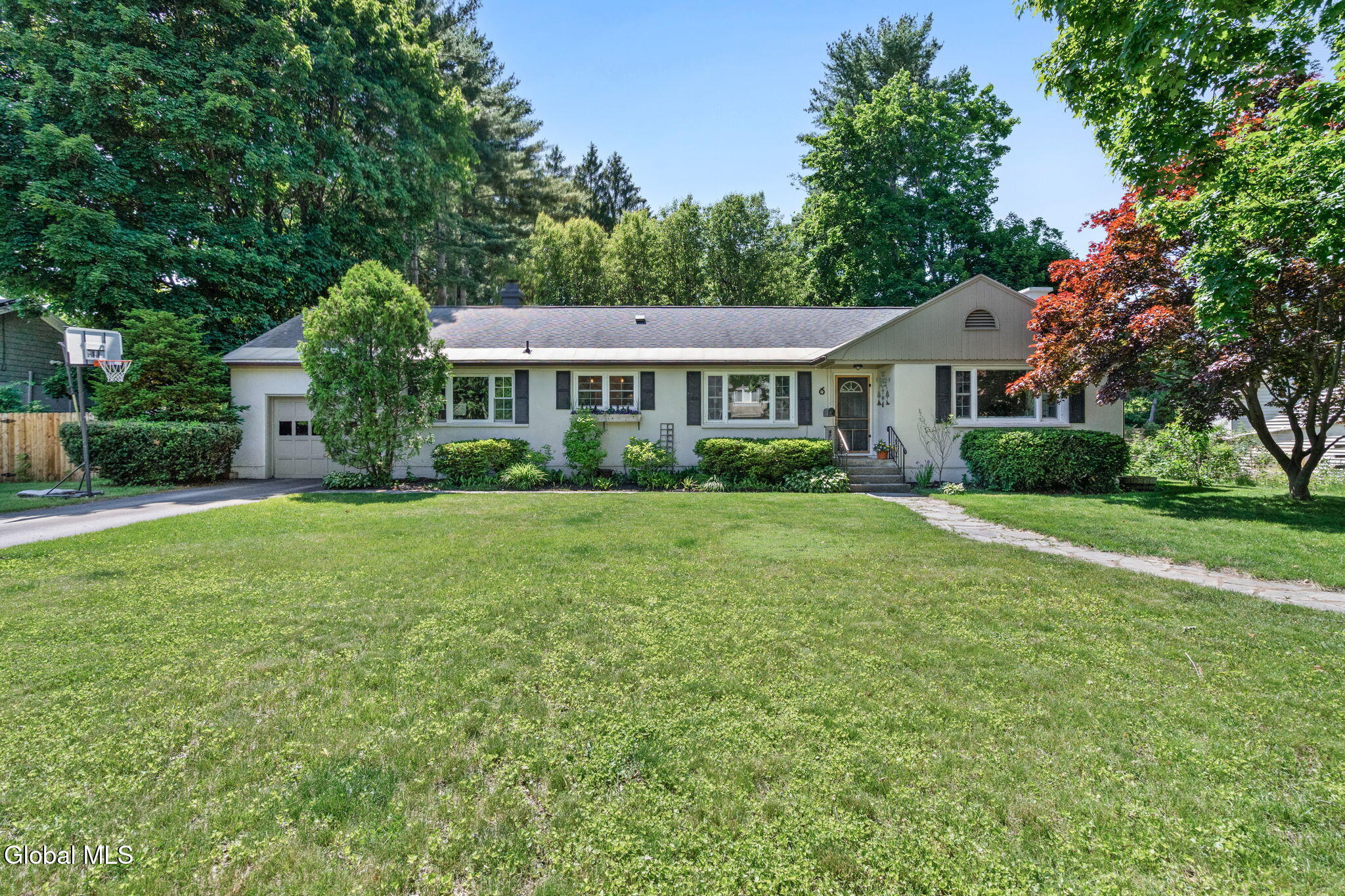 6 Foxhall Drive Saratoga Springs NY 12866