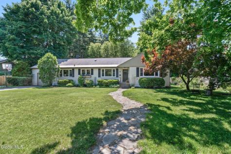 6 Foxhall Drive Saratoga Springs NY 12866