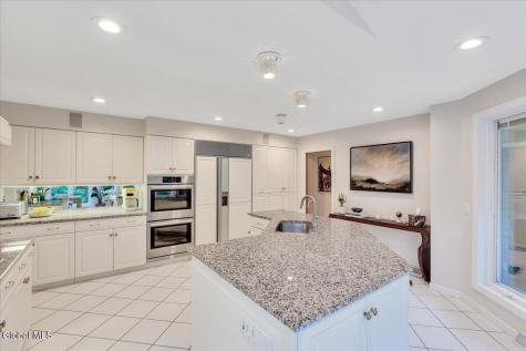 1 Oak Ridge Menands NY 12204