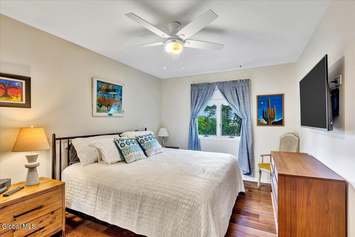 1 Oak Ridge Menands NY 12204