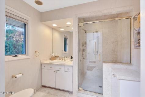 1 Oak Ridge Menands NY 12204