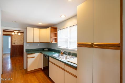 27 Myrtle Street Saratoga Springs NY 12866