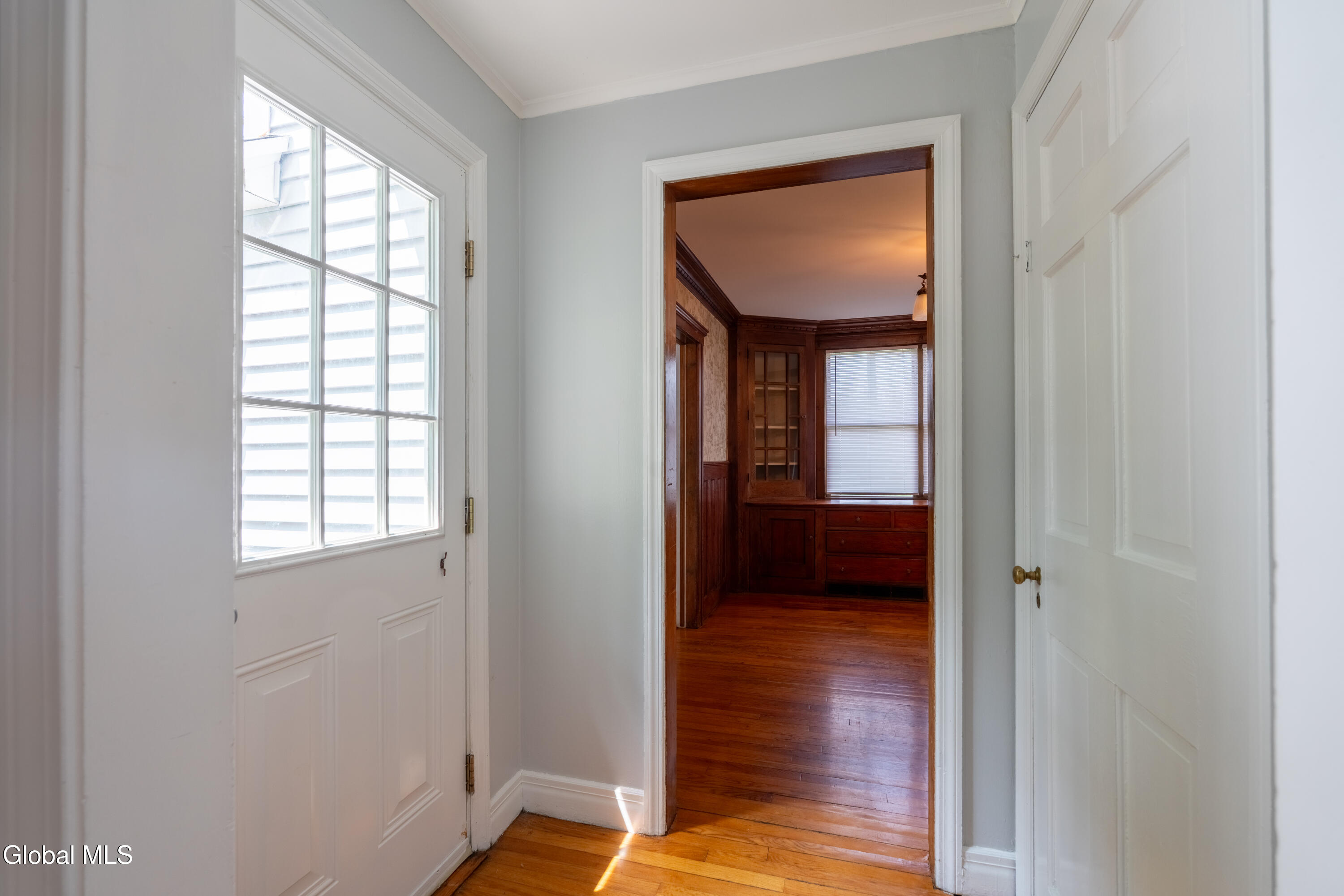 27 Myrtle Street Saratoga Springs NY 12866