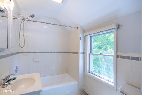 27 Myrtle Street Saratoga Springs NY 12866
