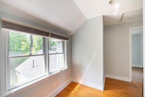 27 Myrtle Street Saratoga Springs NY 12866