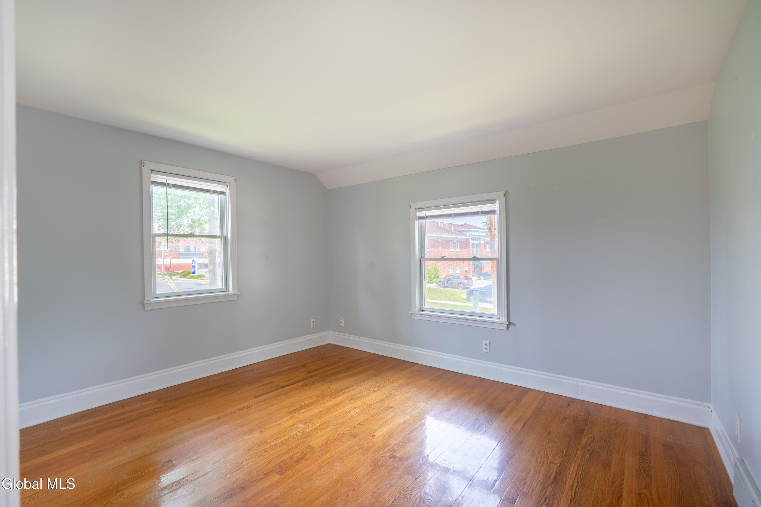 27 Myrtle Street Saratoga Springs NY 12866