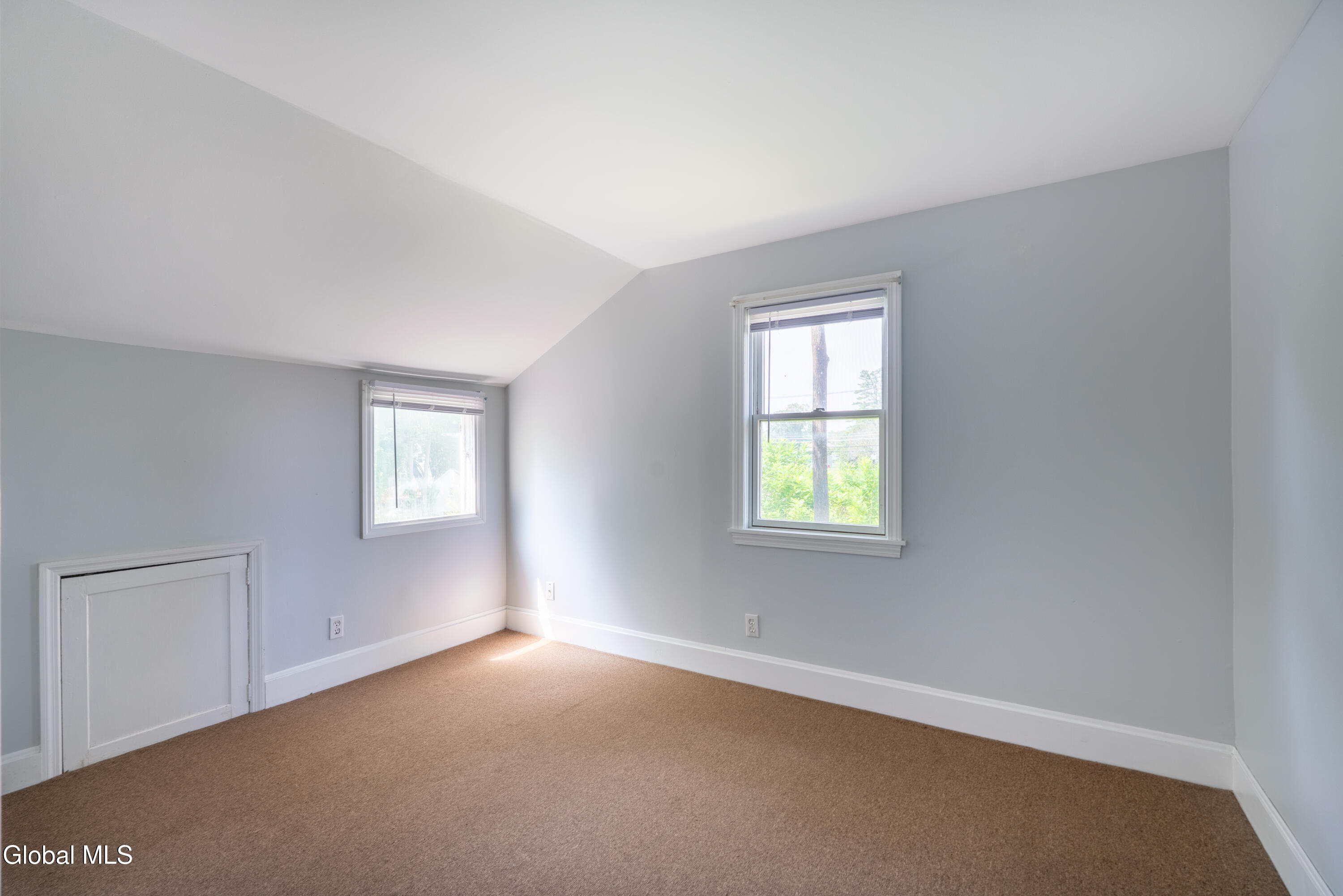 27 Myrtle Street Saratoga Springs NY 12866