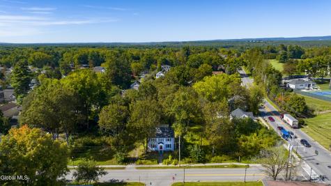 27 Myrtle Street Saratoga Springs NY 12866