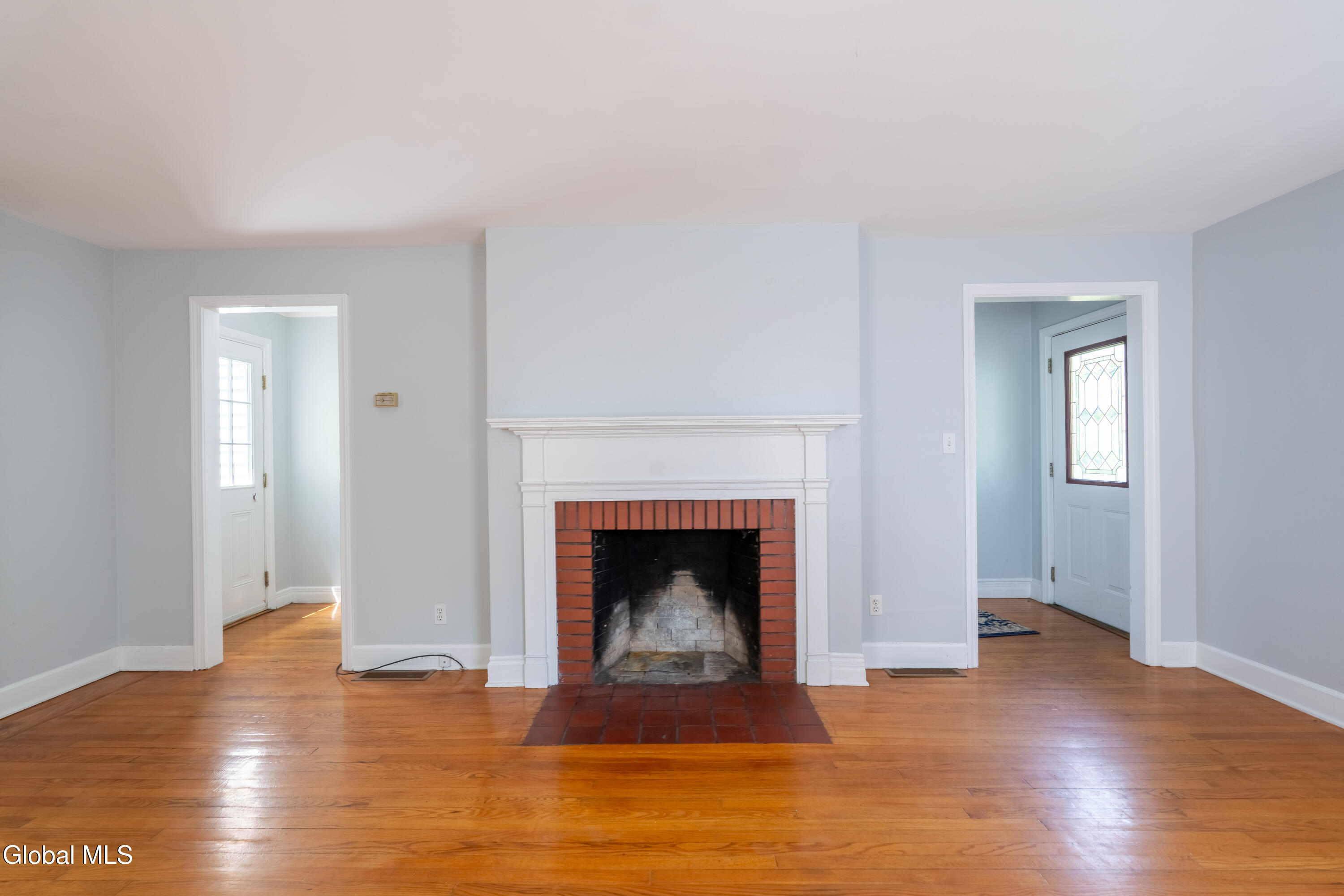 27 Myrtle Street Saratoga Springs NY 12866