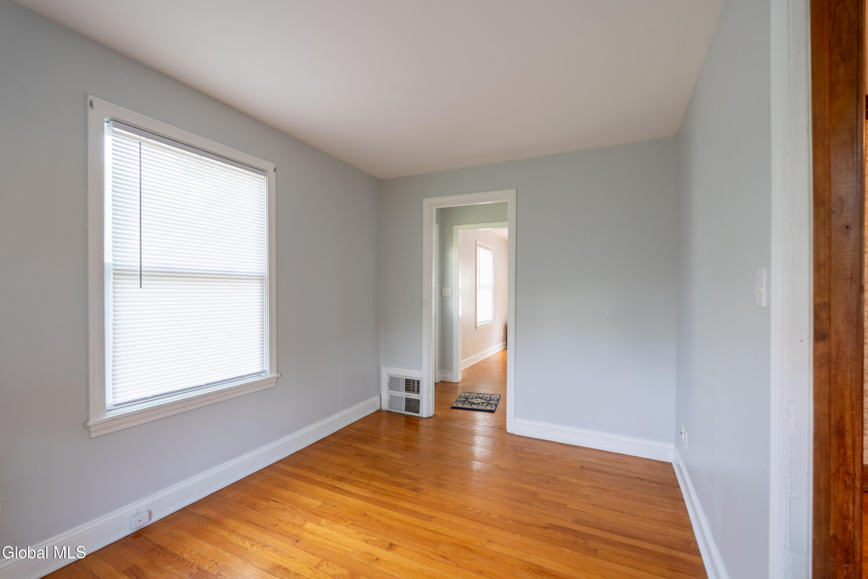 27 Myrtle Street Saratoga Springs NY 12866
