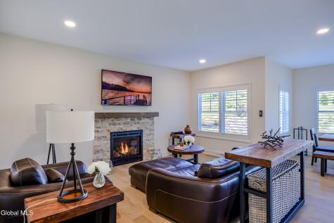 30 Tisdale Lane Clifton Park NY 12065