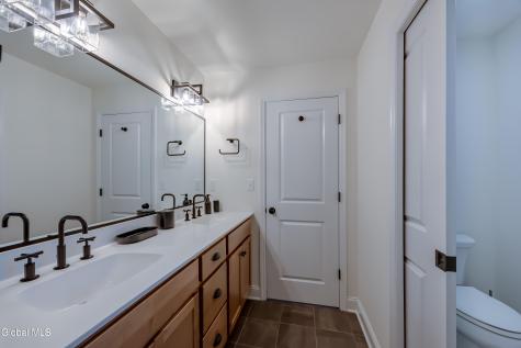 30 Tisdale Lane Clifton Park NY 12065