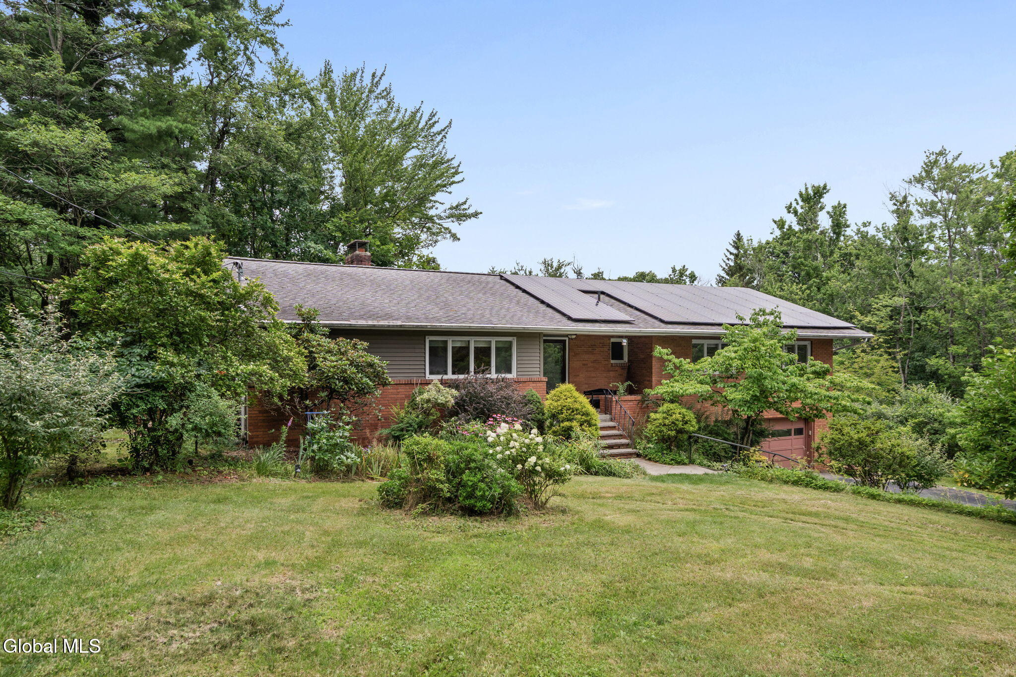 66 S Van Leuvan Drive Rensselaer NY 12144