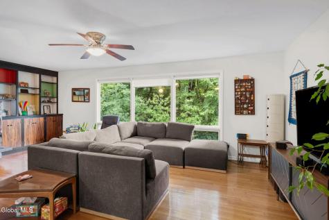 66 S Van Leuvan Drive Rensselaer NY 12144