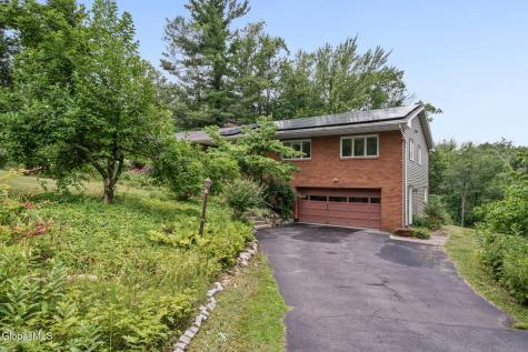 66 S Van Leuvan Drive Rensselaer NY 12144