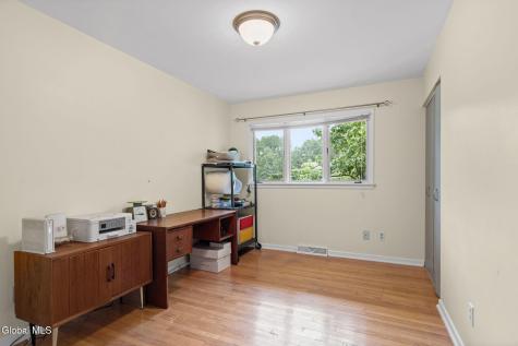 66 S Van Leuvan Drive Rensselaer NY 12144