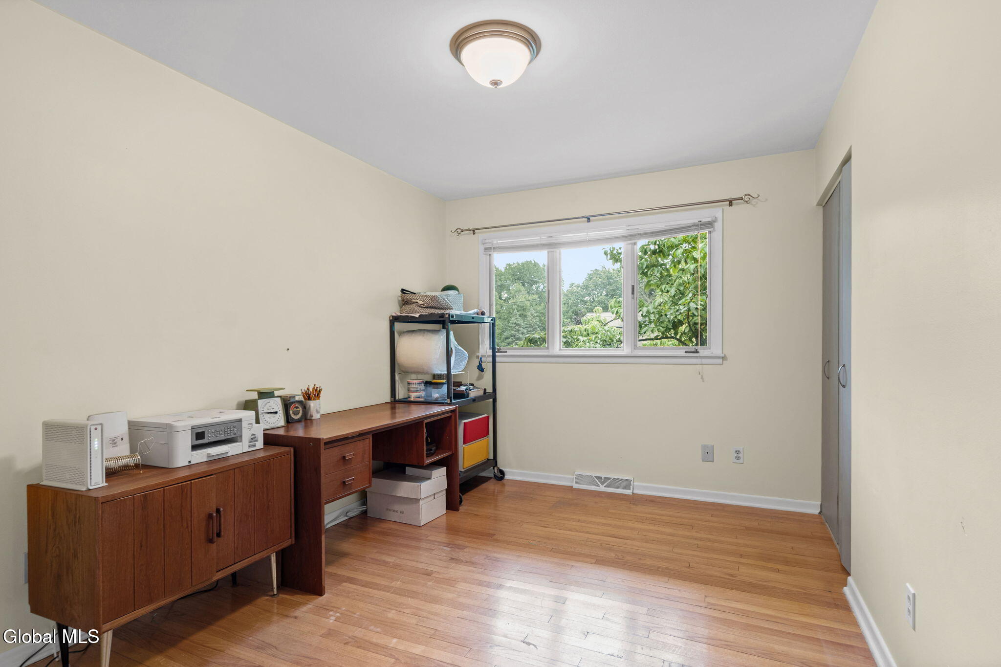66 S Van Leuvan Drive Rensselaer NY 12144