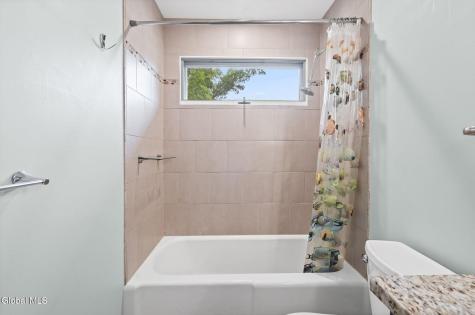 66 S Van Leuvan Drive Rensselaer NY 12144