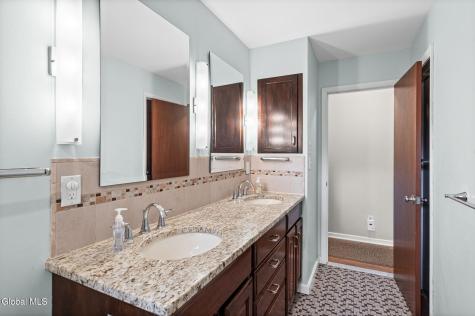 66 S Van Leuvan Drive Rensselaer NY 12144