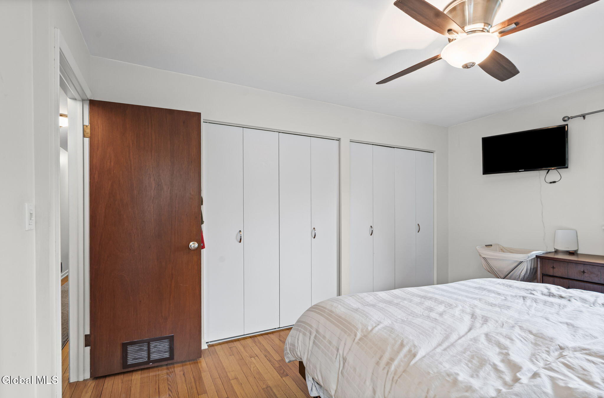 66 S Van Leuvan Drive Rensselaer NY 12144