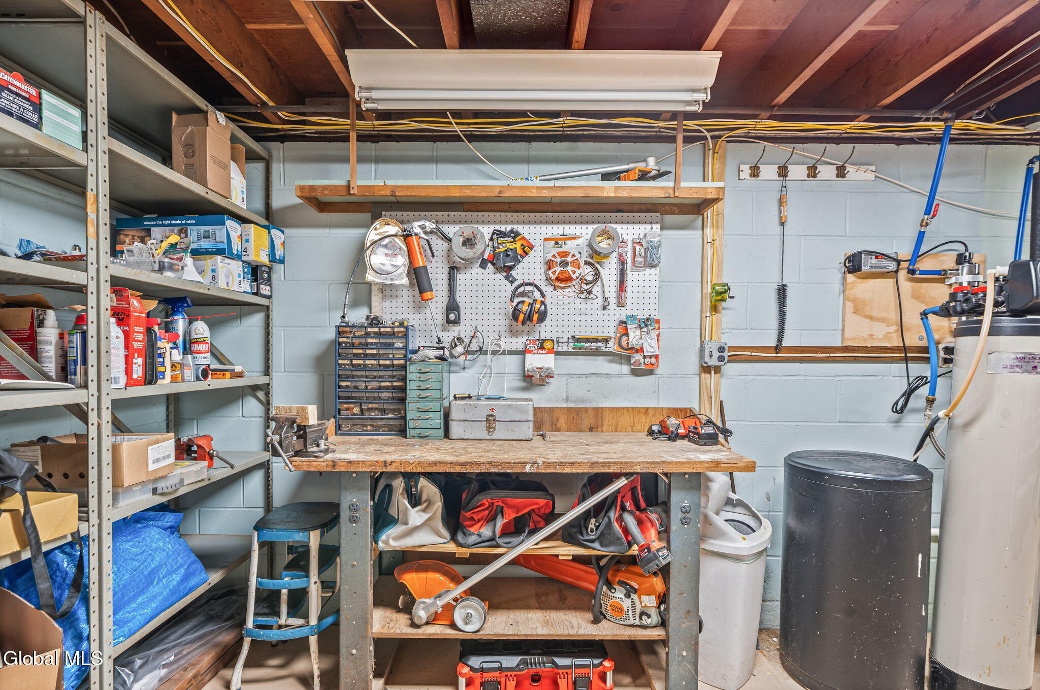 66 S Van Leuvan Drive Rensselaer NY 12144