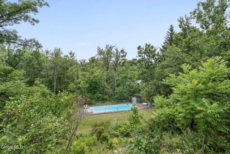 66 S Van Leuvan Drive Rensselaer NY 12144