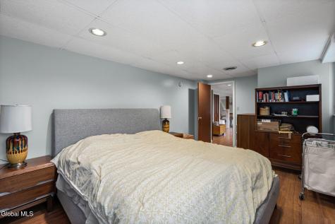 66 S Van Leuvan Drive Rensselaer NY 12144