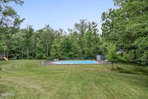 66 S Van Leuvan Drive Rensselaer NY 12144