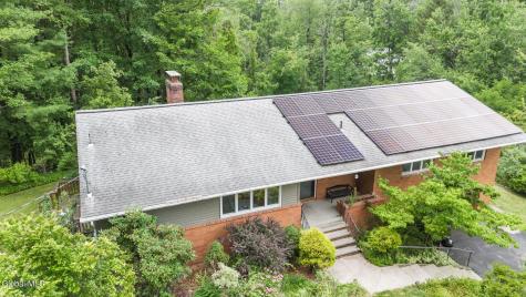 66 S Van Leuvan Drive Rensselaer NY 12144