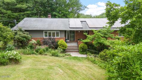 66 S Van Leuvan Drive Rensselaer NY 12144
