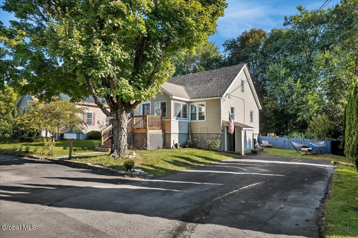 4 Streamview Lane Wynantskill NY 12198