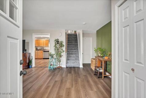 4 Streamview Lane Wynantskill NY 12198