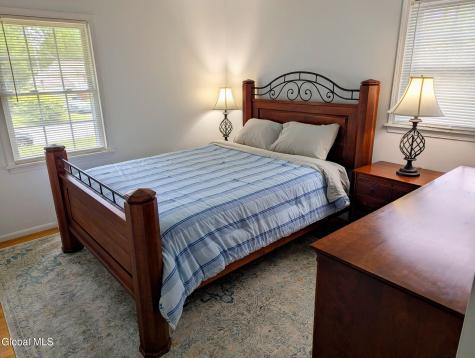 16 Sylvan Lane Clifton Park NY 12065