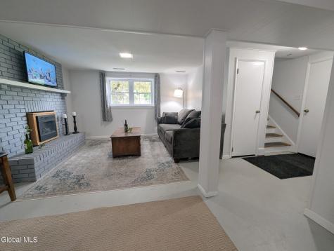 16 Sylvan Lane Clifton Park NY 12065